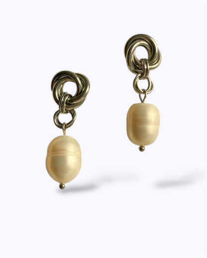 EZRA PEARL EARRINGS