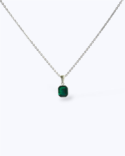EMERALD SILVER NECKLACE